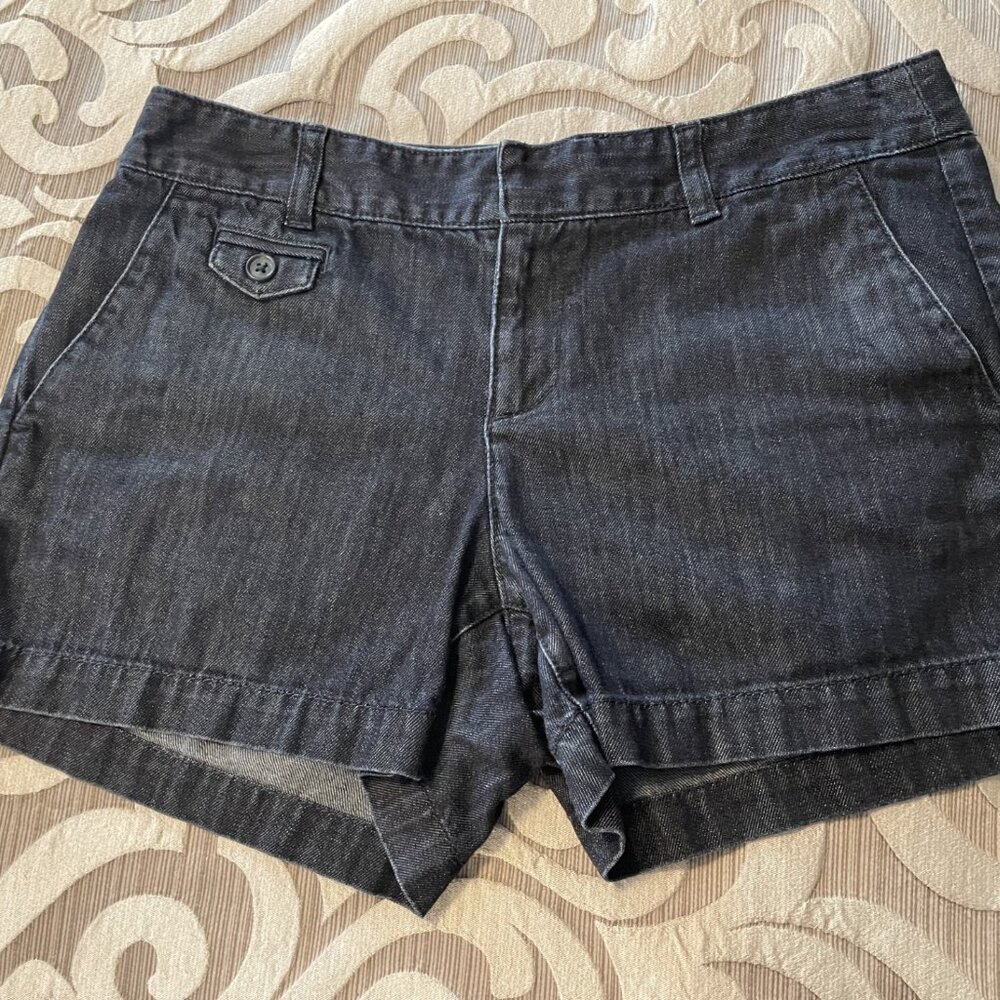Loft Denim Shorts Women’s Size 4 Flat Front Blue Jeans Dark Wash Casual